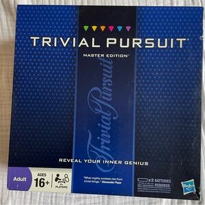 Hasbro Trivial Pursuit Master Edition Board Game